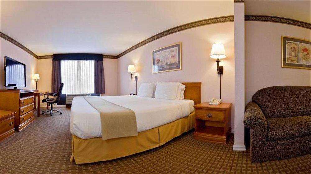 Holiday Inn Express North تايلر المظهر الخارجي الصورة