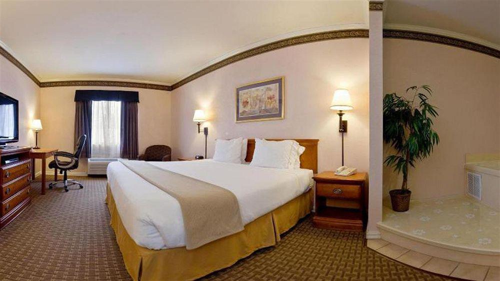 Holiday Inn Express North تايلر المظهر الخارجي الصورة