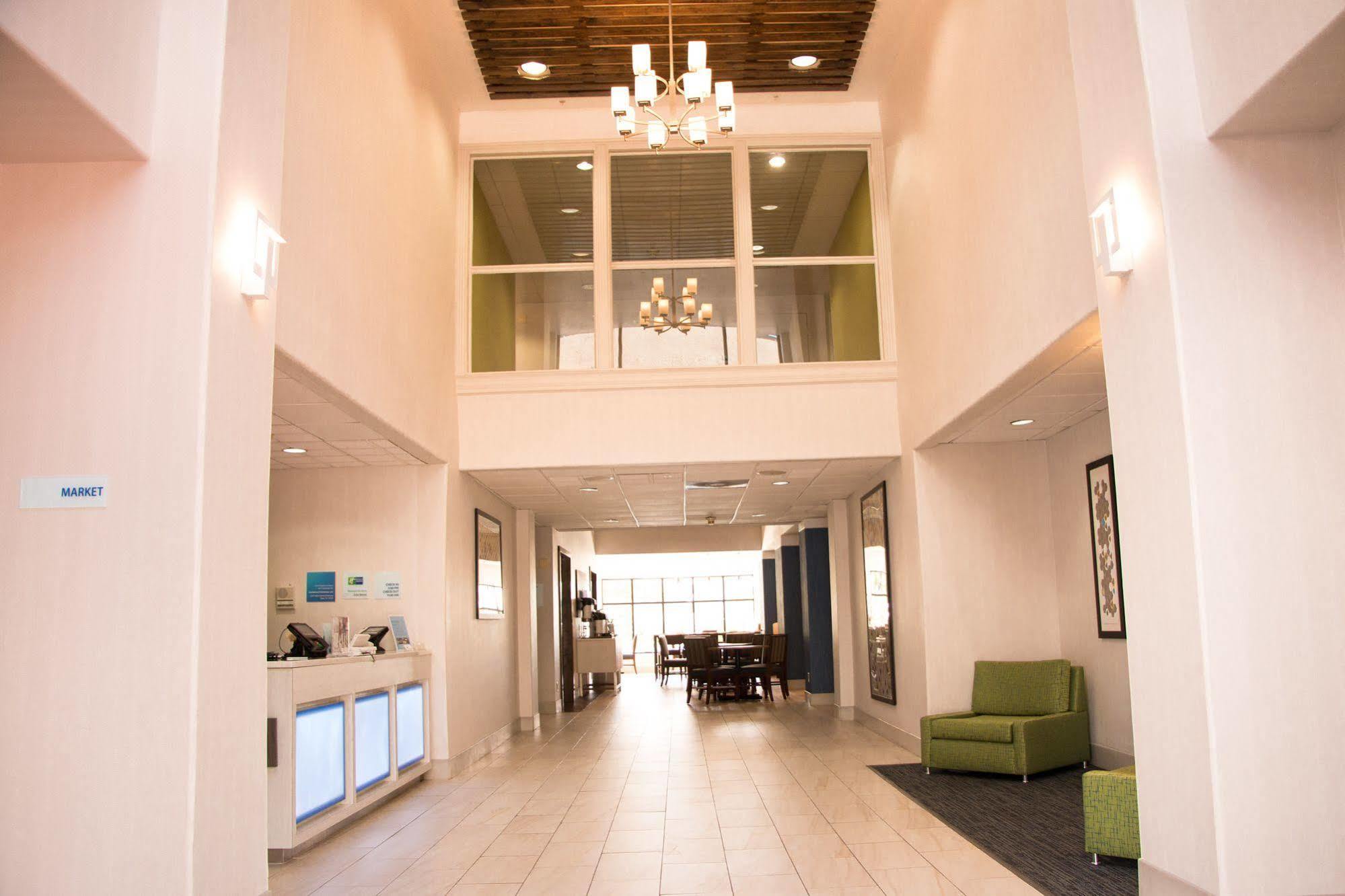 Holiday Inn Express North تايلر المظهر الخارجي الصورة