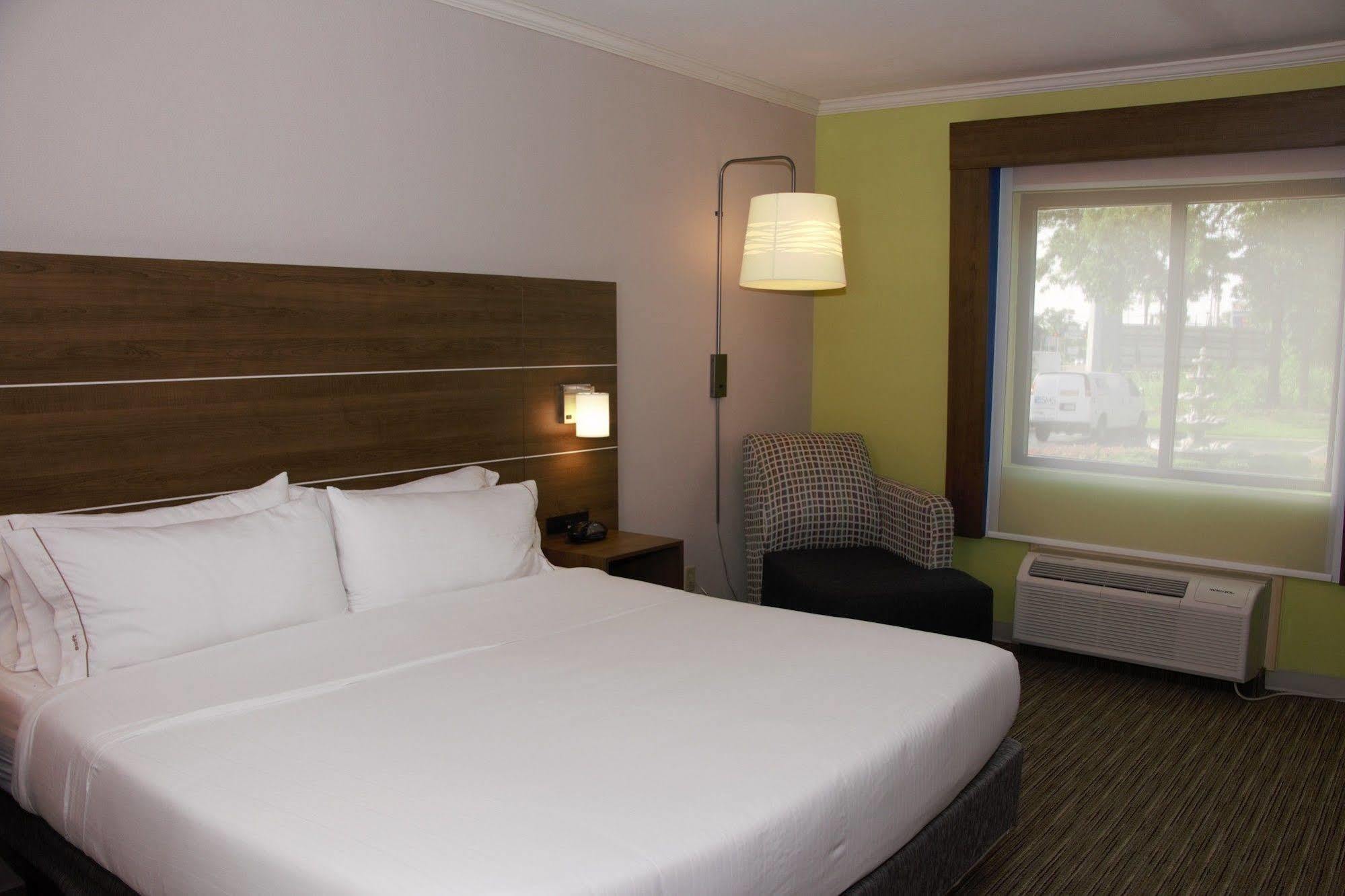 Holiday Inn Express North تايلر المظهر الخارجي الصورة